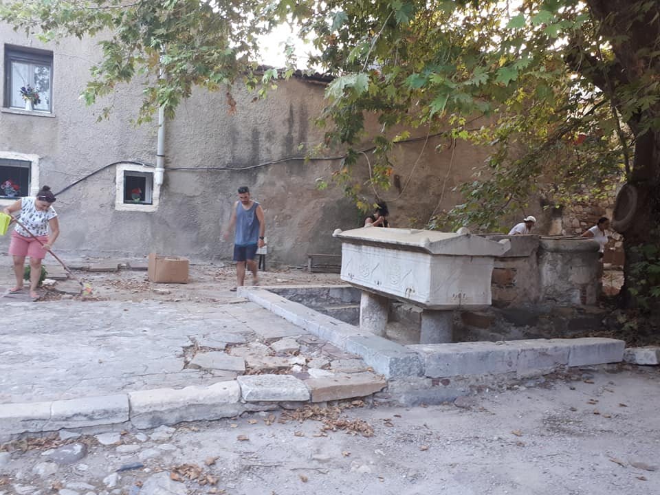 Καθαρισμός του αύλειου χώρου του Αγίου Γεωργίου Φρουρίου, 22 Ιουλίου 2018