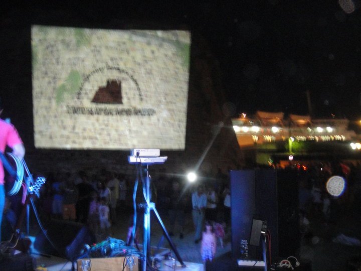 Στιγμιότυπο από συναυλία της Ομάδας μας στην Τάφρο  (2010)